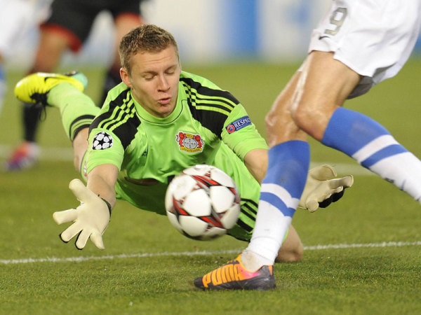 使她在面对 使她在面对